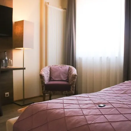 Boutique Zur Post Отель Vohburg an der Donau