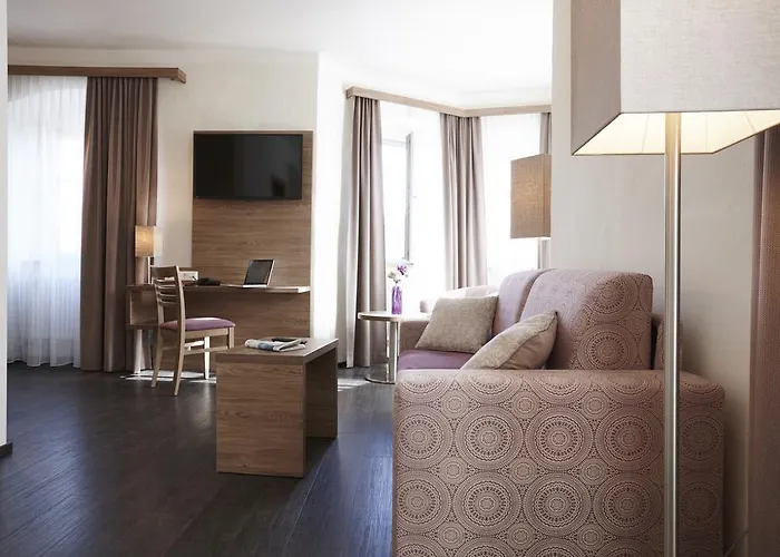 Boutique Zur Post Hotel 3*